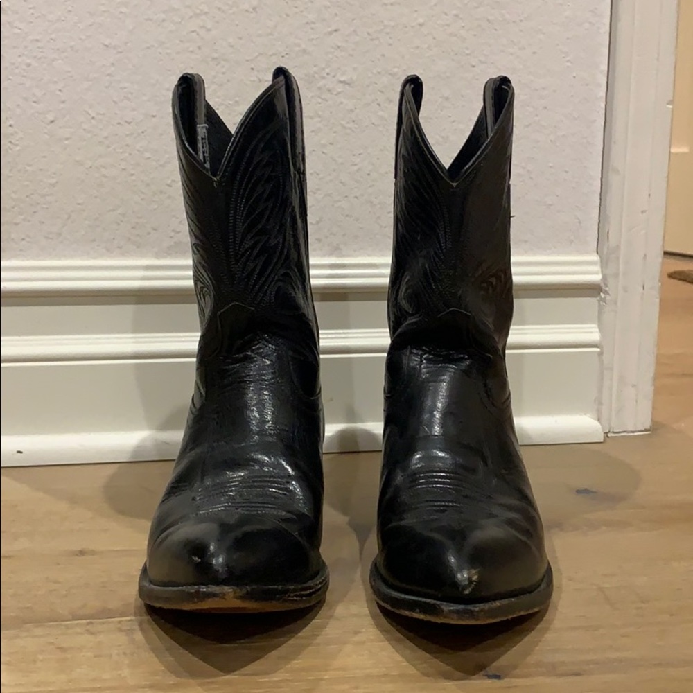 Black Cowboy Boots